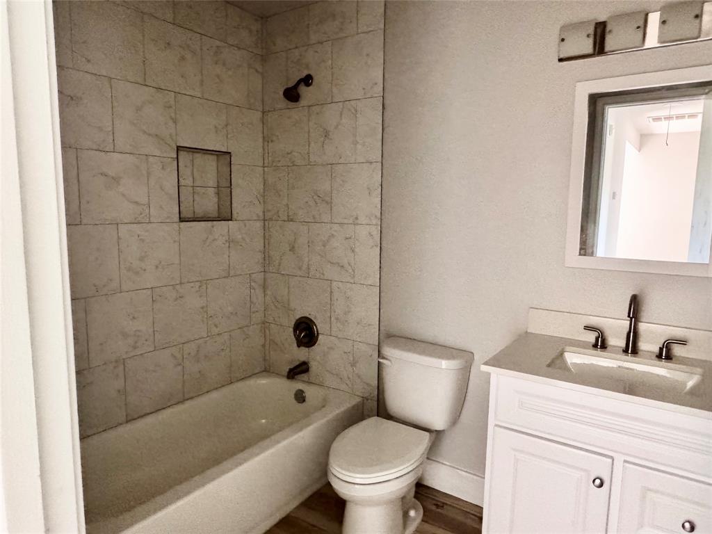 HIGHLANDS SOUTH - Residential Lease