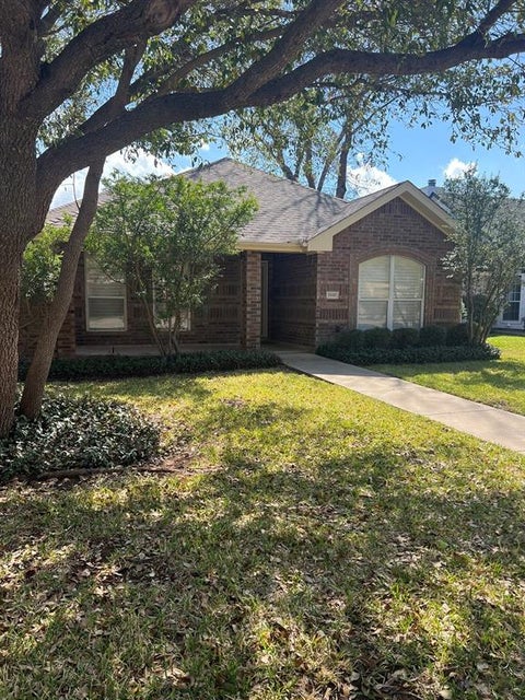Photo of 1041 Lytle Creek Drive, Abilene, TX 79602 (MLS # 21392772)