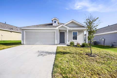Photo of 4052 Dublin Ridge Drive, Fort Worth, TX 76036 (MLS # 21364459)