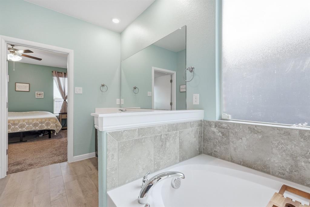 Trails of Elizabeth Crk - Residential