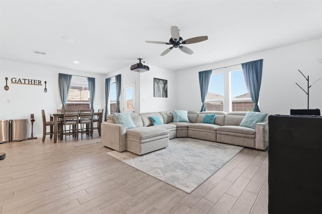 Trails of Elizabeth Crk - Residential