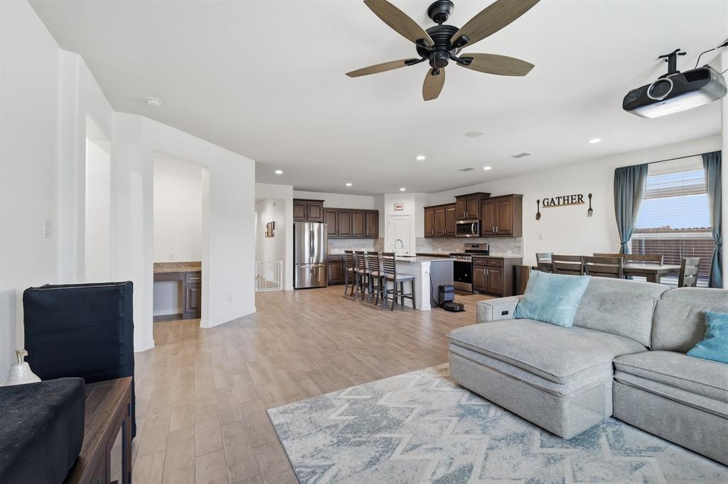 Trails of Elizabeth Crk - Residential