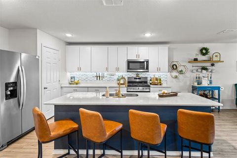 Photo of 6609 Auburn Dale Road, Pilot Point, TX 76258 (MLS # 21223561)