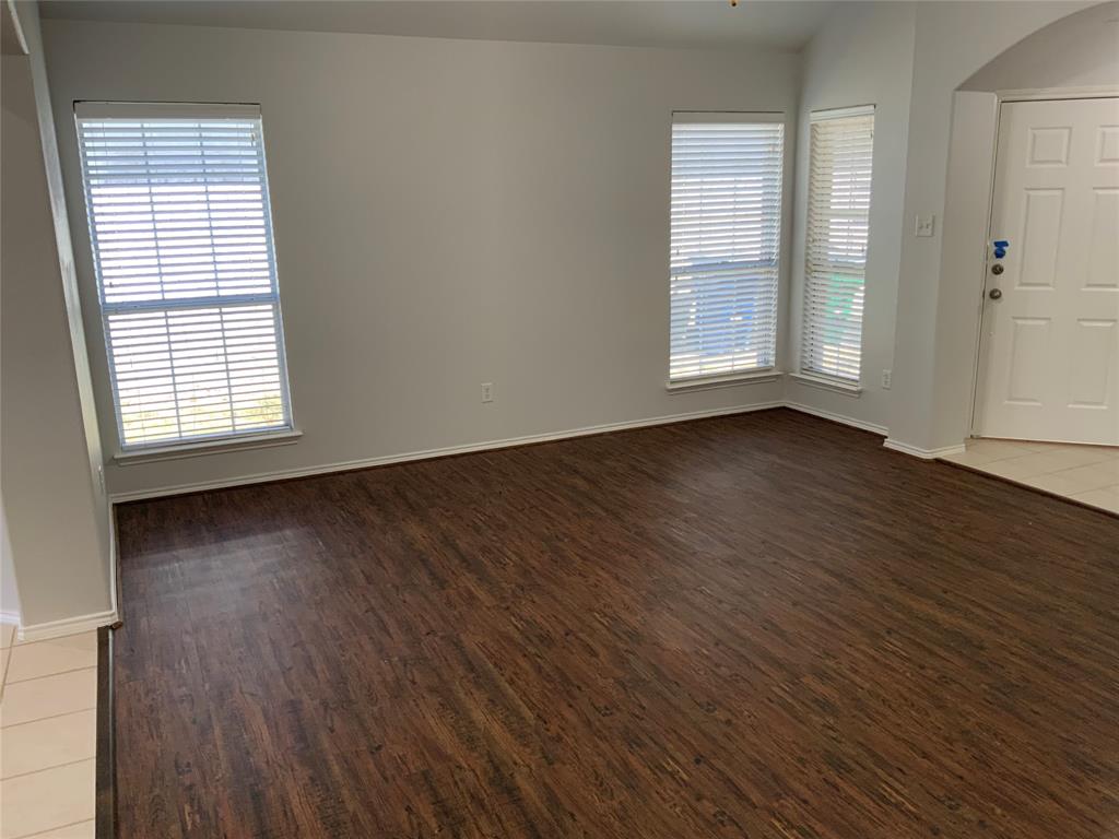 135 Old Settlers Trail