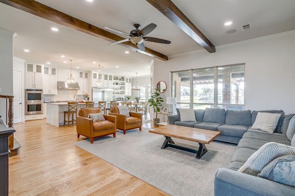 Bella Flora - Residential