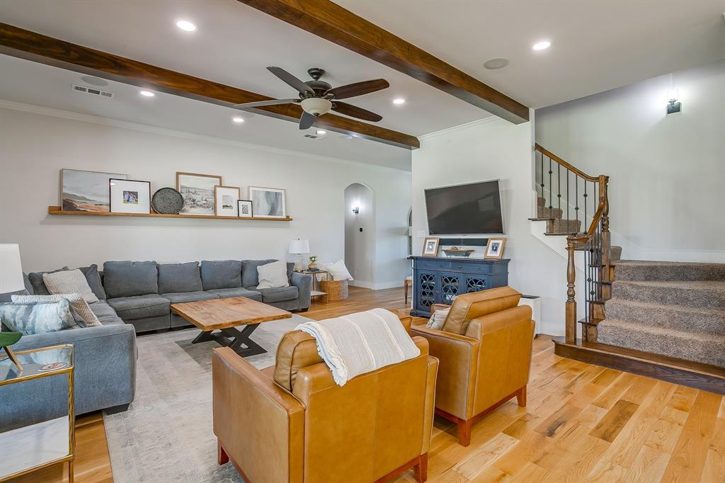 Bella Flora - Residential