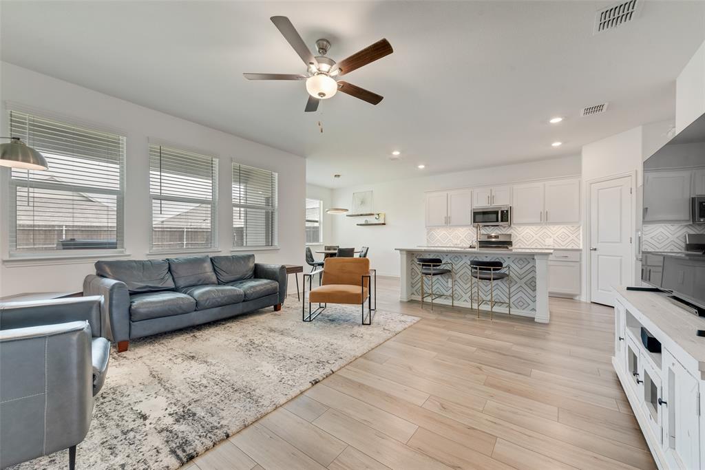 2133 Fimbry Drive