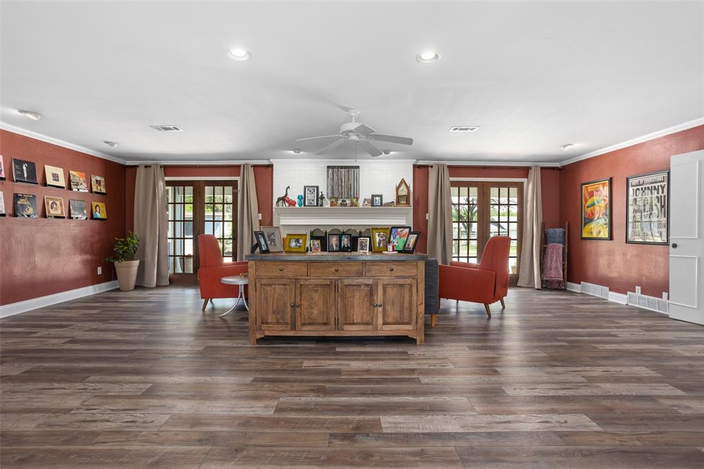 MUNRO, HUGH JR SURVEY ABSTRACT 1865 TRACT 1A1 - Residential