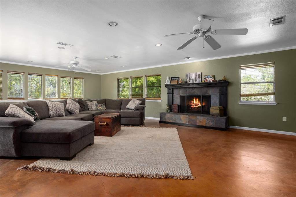 MUNRO, HUGH JR SURVEY ABSTRACT 1865 TRACT 1A1 - Residential