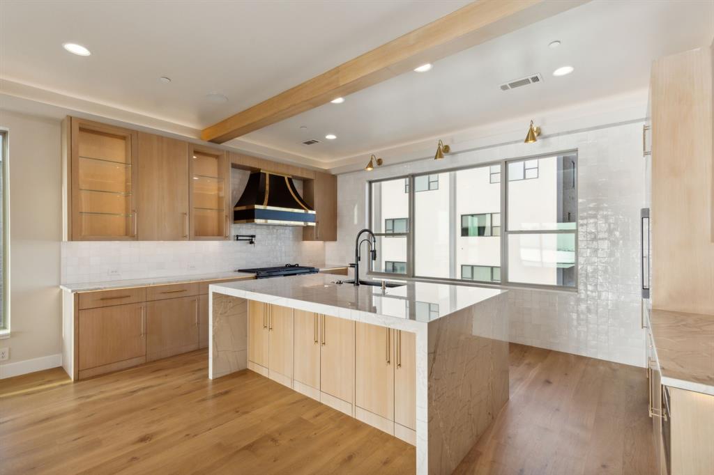 Westport Lake View Villas - Residential