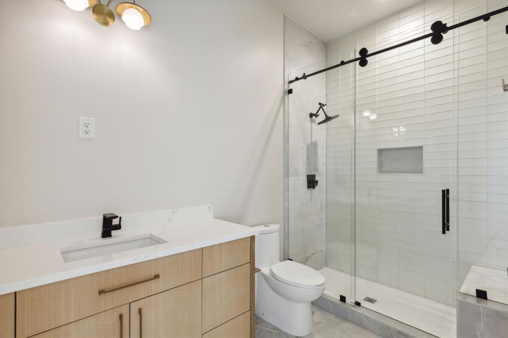 Westport Lake View Villas - Residential