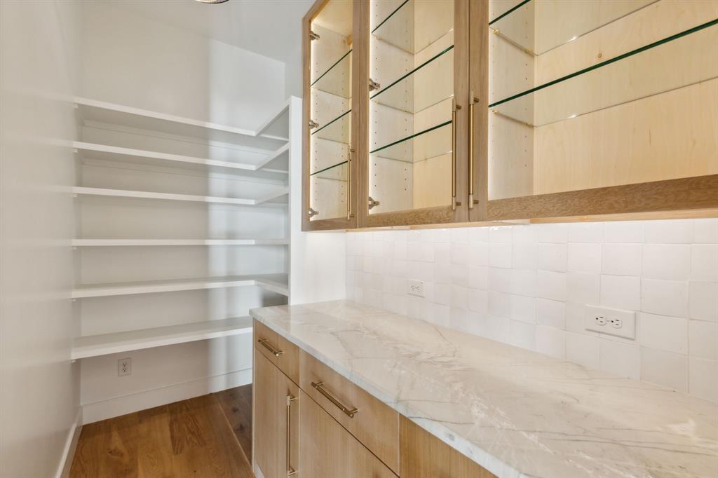 Westport Lake View Villas - Residential