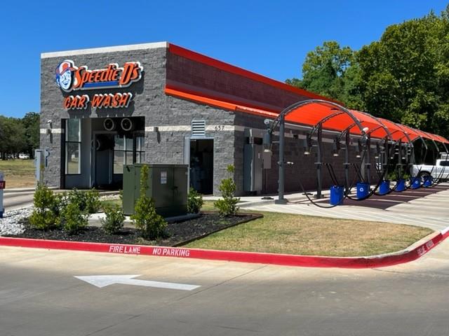 657 N Hwy 271 Highway