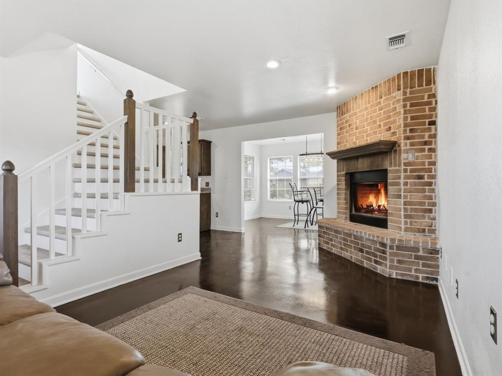 107 Private Road 3421