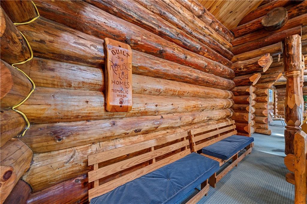 111 Cowboy Court
