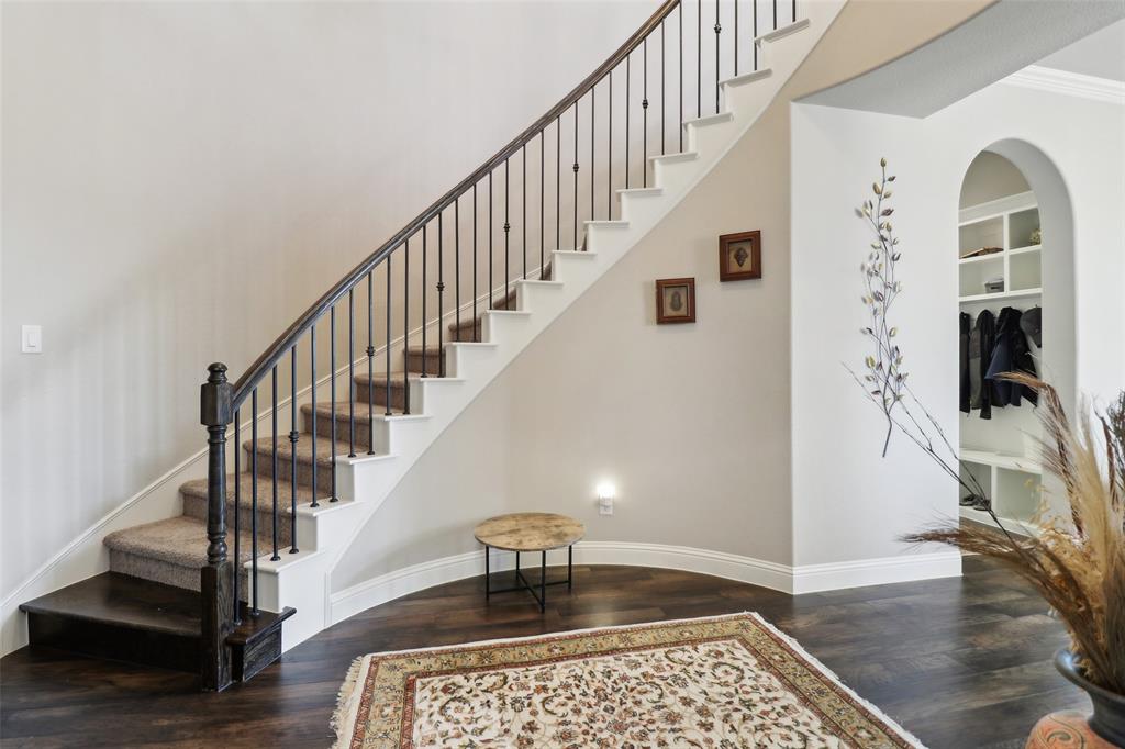 7699 Yearling Drive