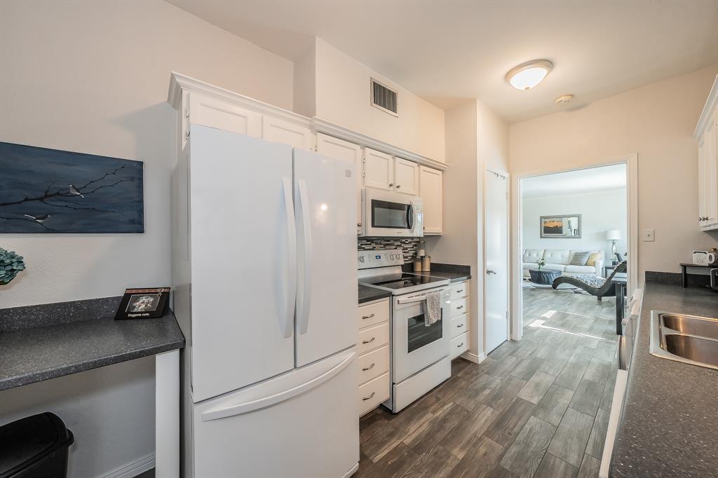 Royale Orleans South Condo - Residential