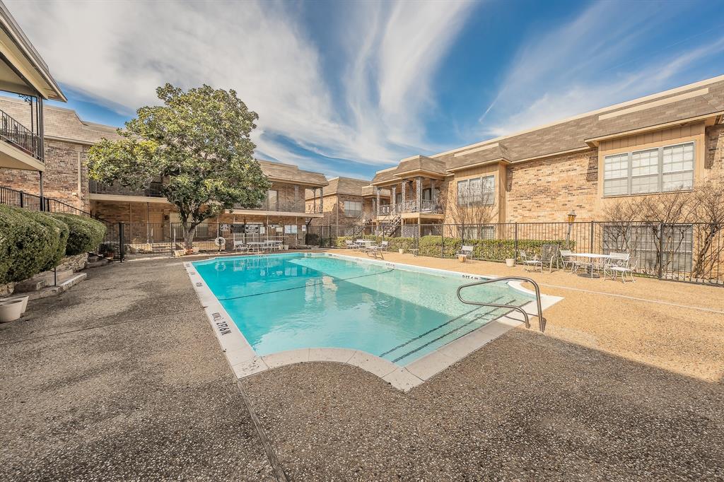 Royale Orleans South Condo - Residential