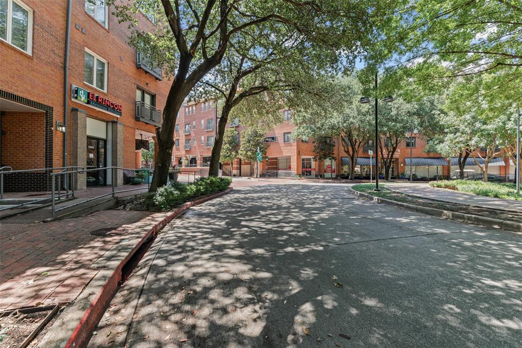 TOWNHOMES OF DISTRICT A PH 1-11 - Residential