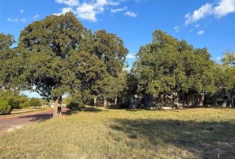 Tiny photo for 305 307 W 3rd Street, Cisco, TX 76437 (MLS # 21101327)
