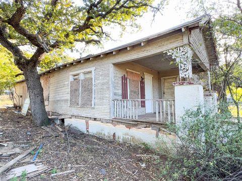 Tiny photo for 305 307 W 3rd Street, Cisco, TX 76437 (MLS # 21101327)