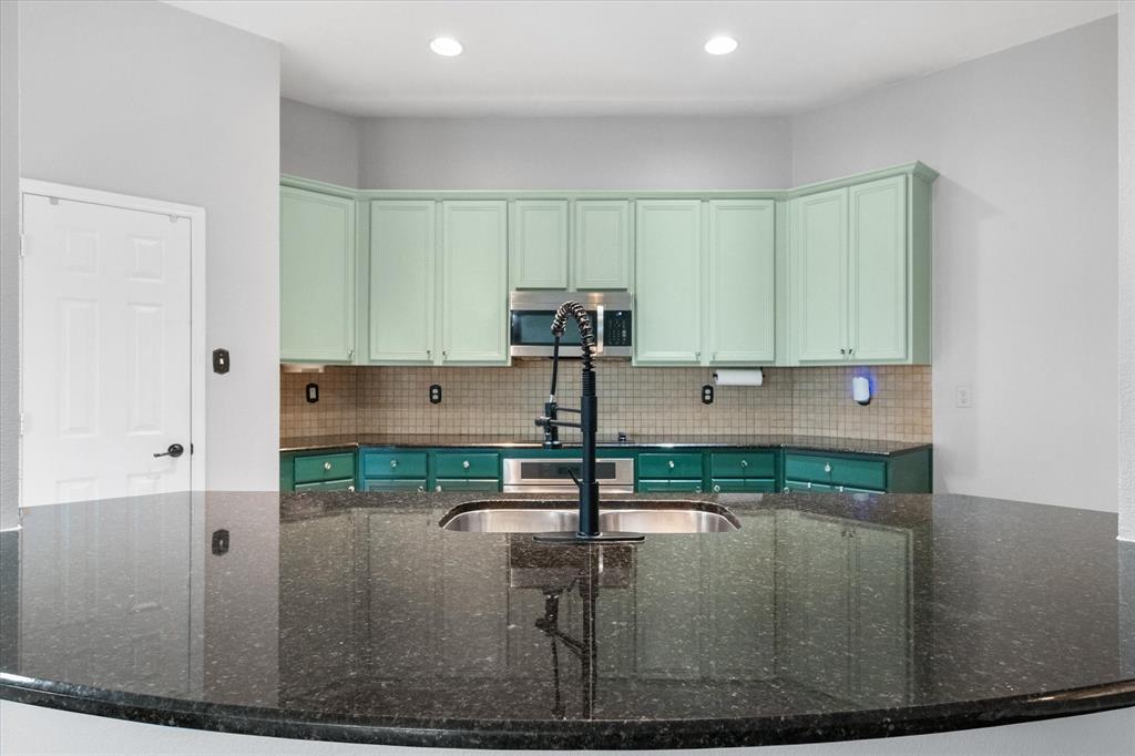 7701 Labrador Drive