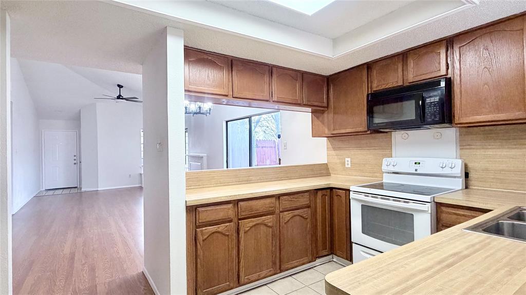 Crest The - Residential