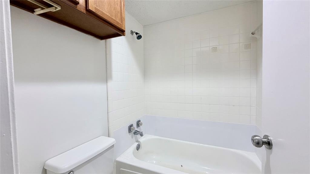 Crest The - Residential