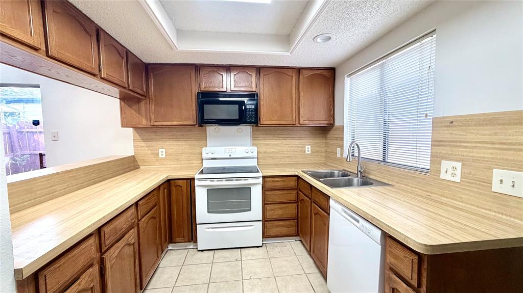 Crest The - Residential