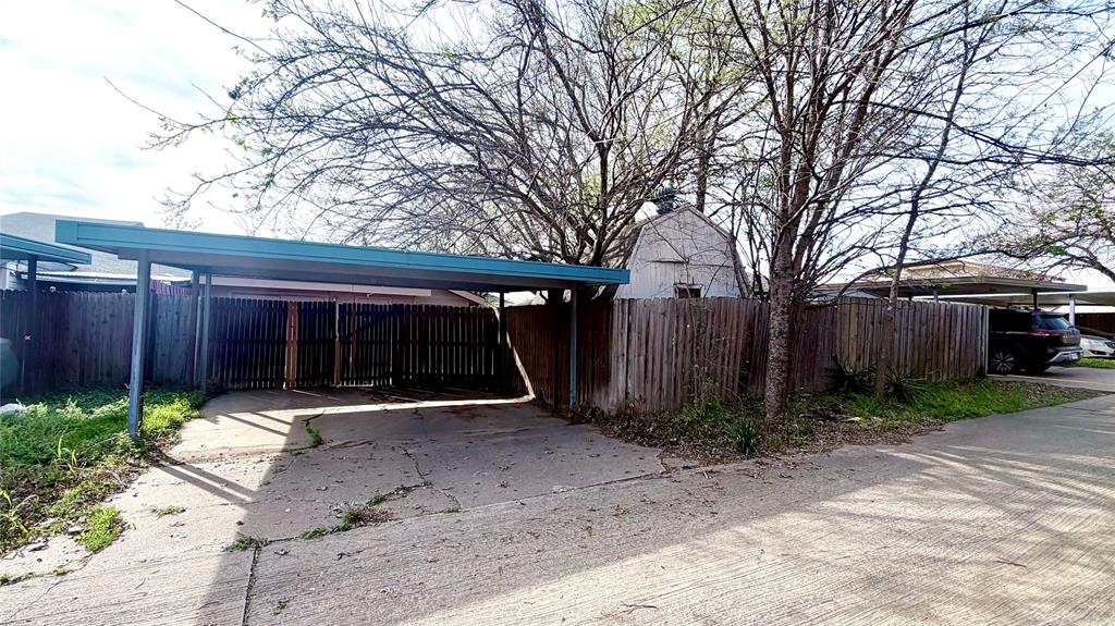 Crest The - Residential