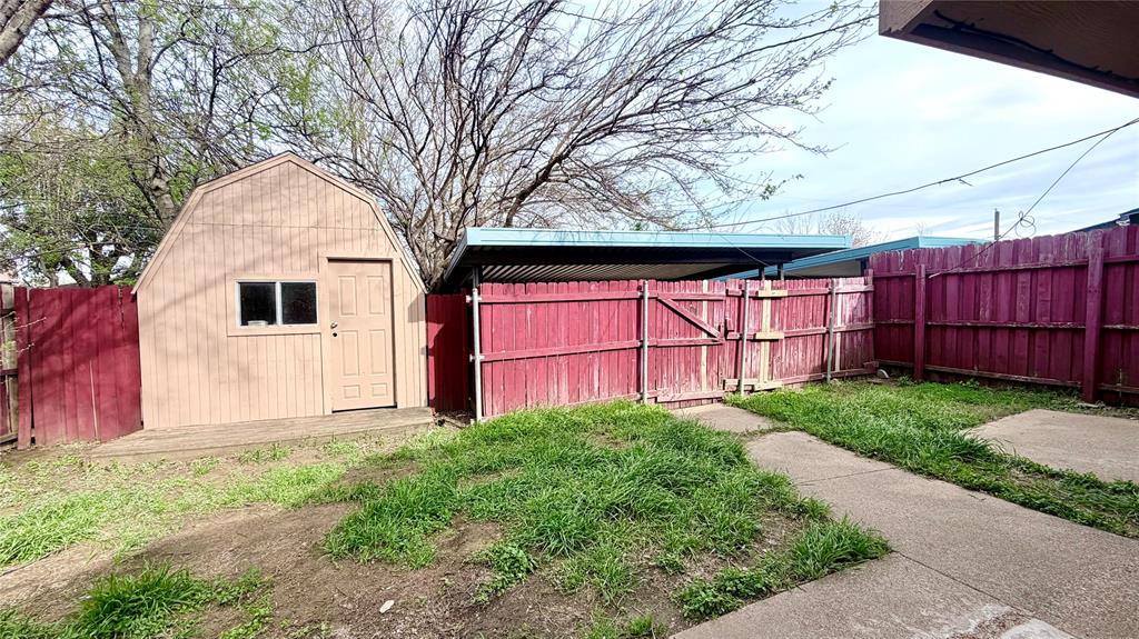 Crest The - Residential