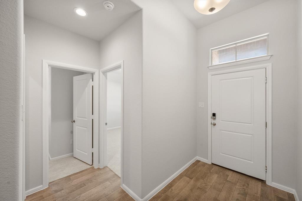 9772 Walnut Cove Drive