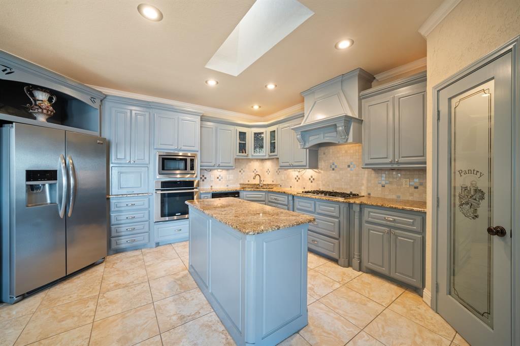 Leo Hightower Lts - Residential