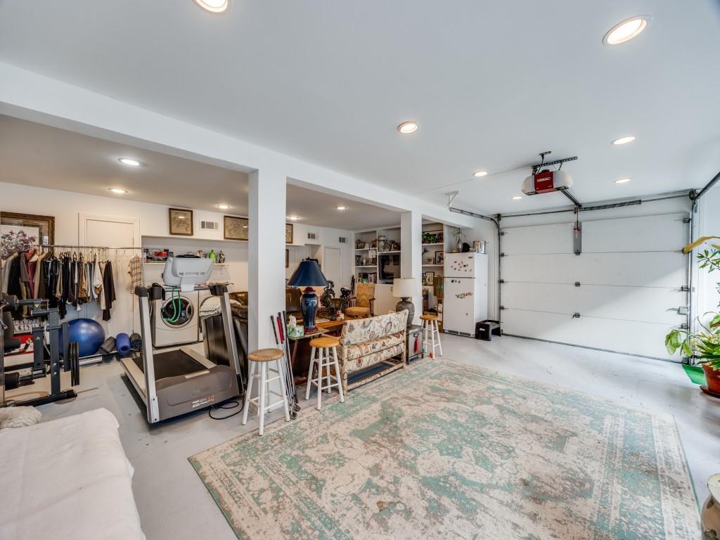 S M U Heights - Residential