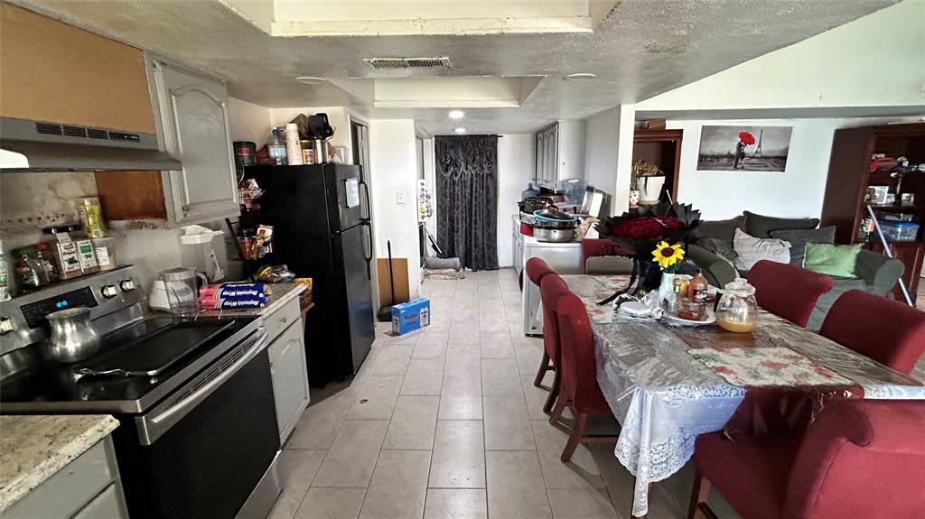 3025 San Diego Drive