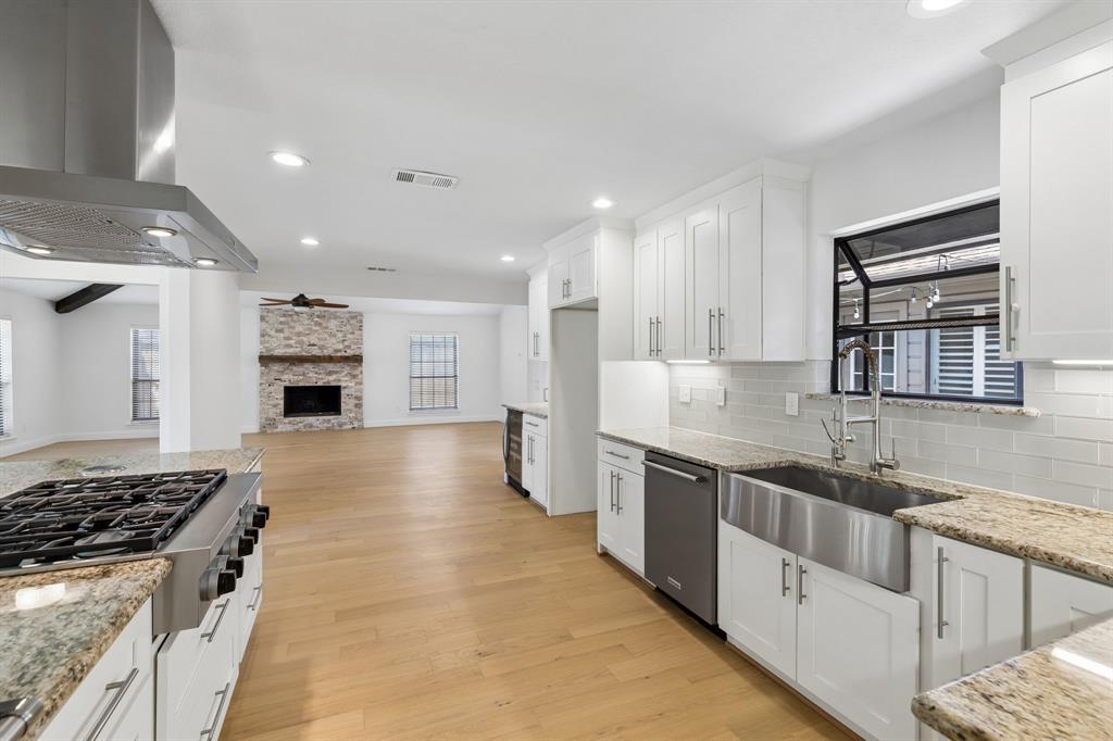 7118 Canongate Drive