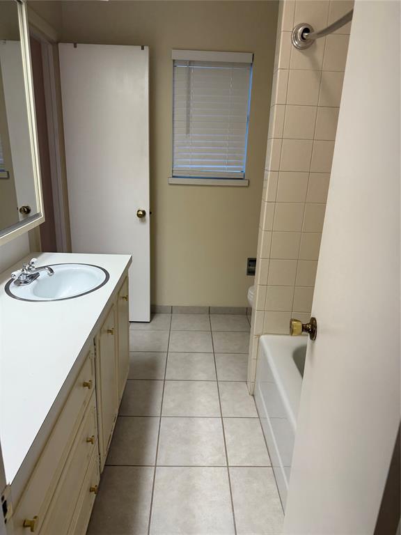 Overton West Add - Residential Lease