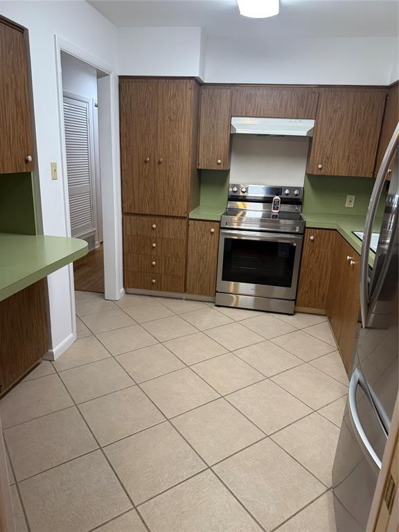 Overton West Add - Residential Lease