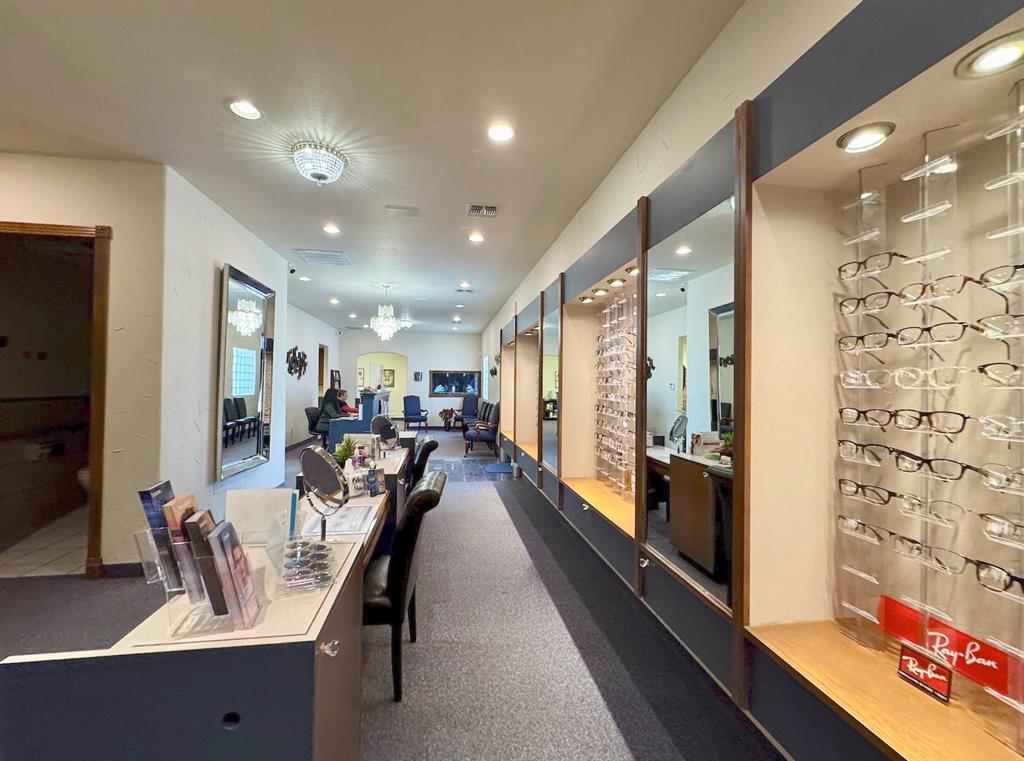 Richardson John Dee Sub - Commercial Sale