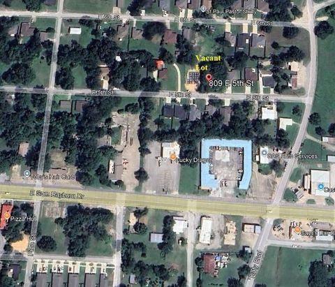 809 E 5th Street Bonham TX 75418