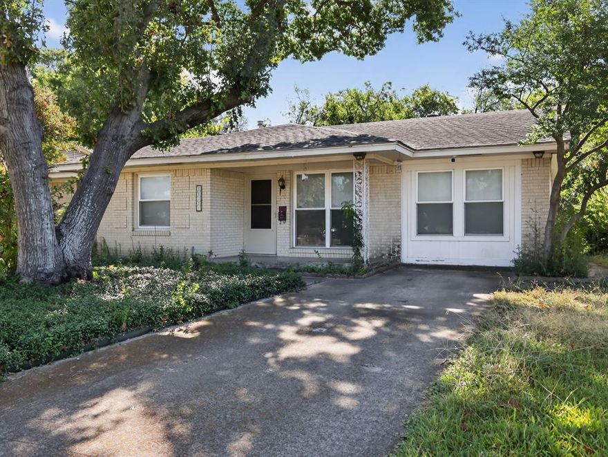 Charming 3-bedroom, 1-bath home at 11316 Lippitt Ave in East Dallas! 
Nestled in an established neighborhood near White Rock Lake, parks, and shopping. Features include a bright living area, large windows, mature trees, and a spacious yard, perfect for outdoor living or future expansion. With some updates, this home offers great potential for investors or homeowners alike. Ideal for those looking to renovate, rent, or rebuild in a convenient, quiet location. Don't miss this East Dallas opportunity!