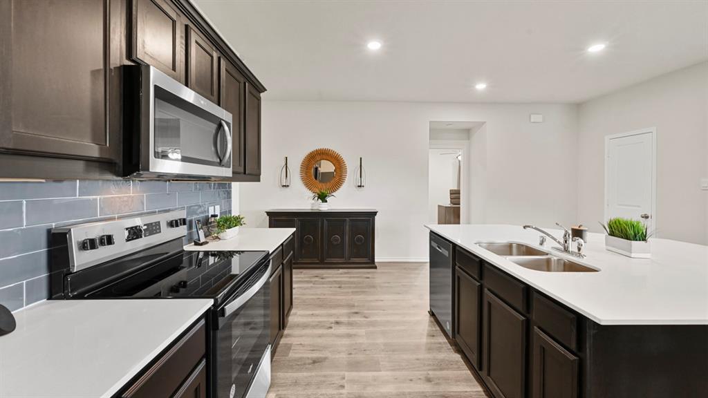 Waverly Estates - Residential