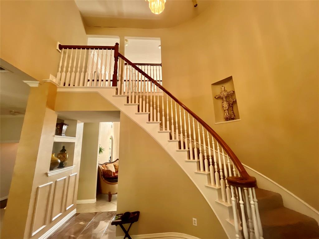 341 Rolling Oaks Ridge