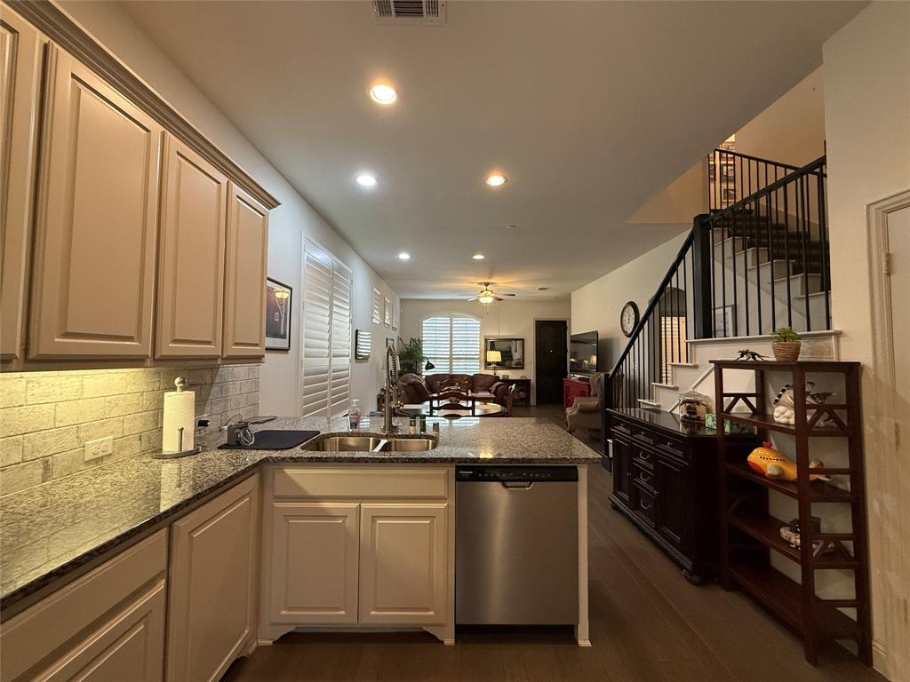 7121 Chief Spotted Tail Drive