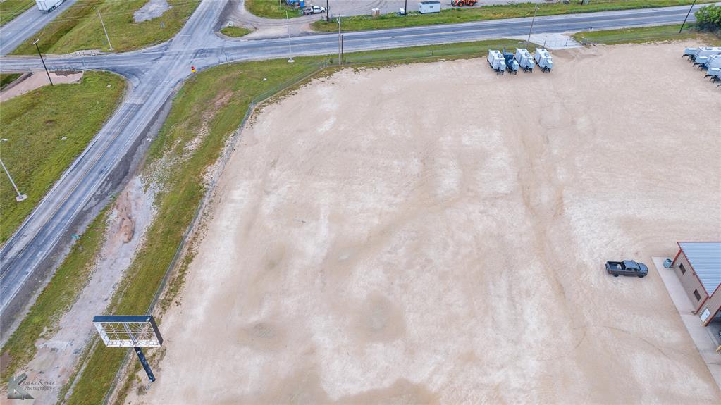 R383 - Commercial Sale