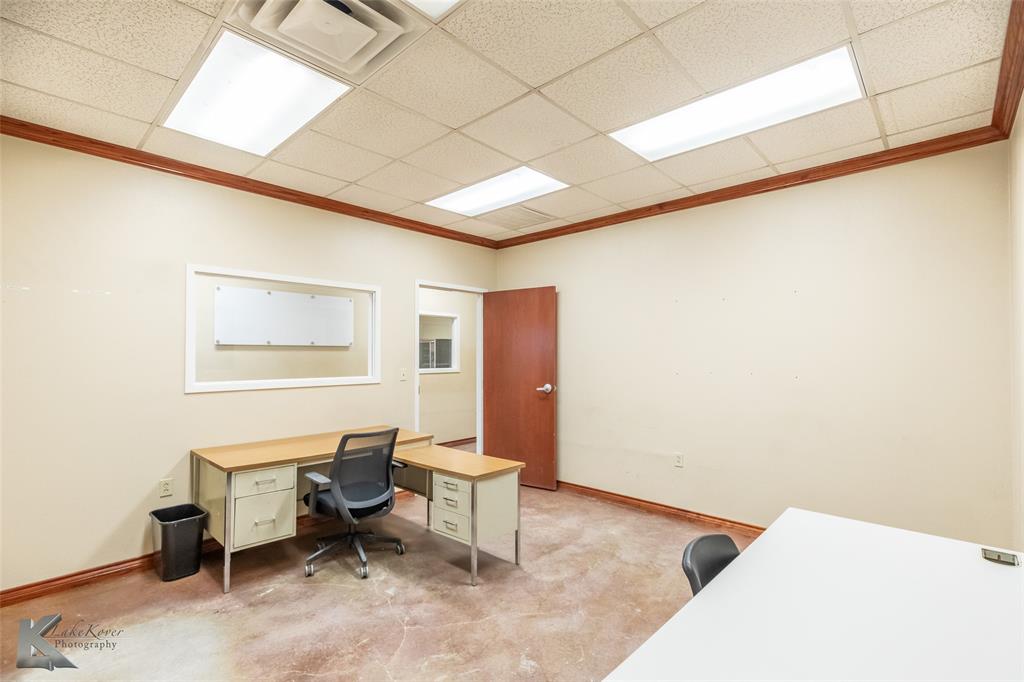 R383 - Commercial Sale