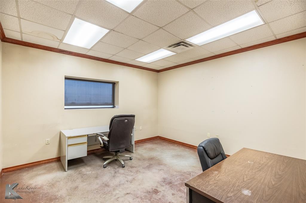 R383 - Commercial Sale