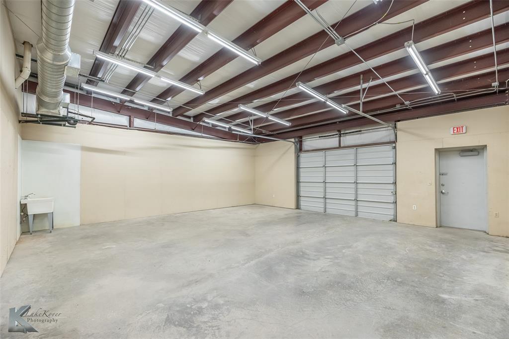 R383 - Commercial Sale