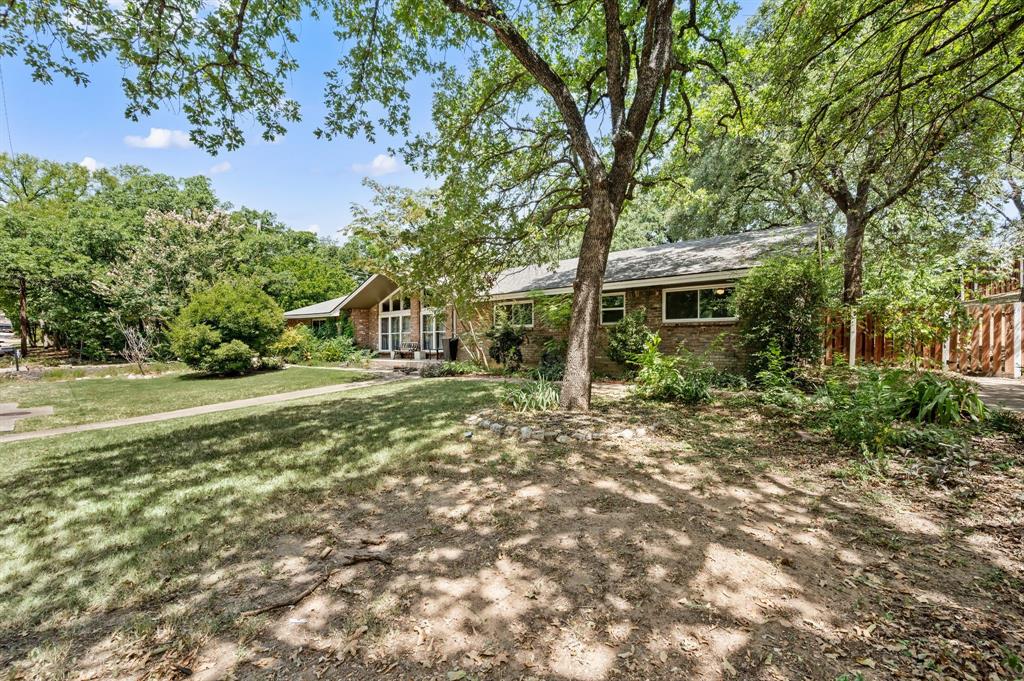 4104 Linkwood Drive
