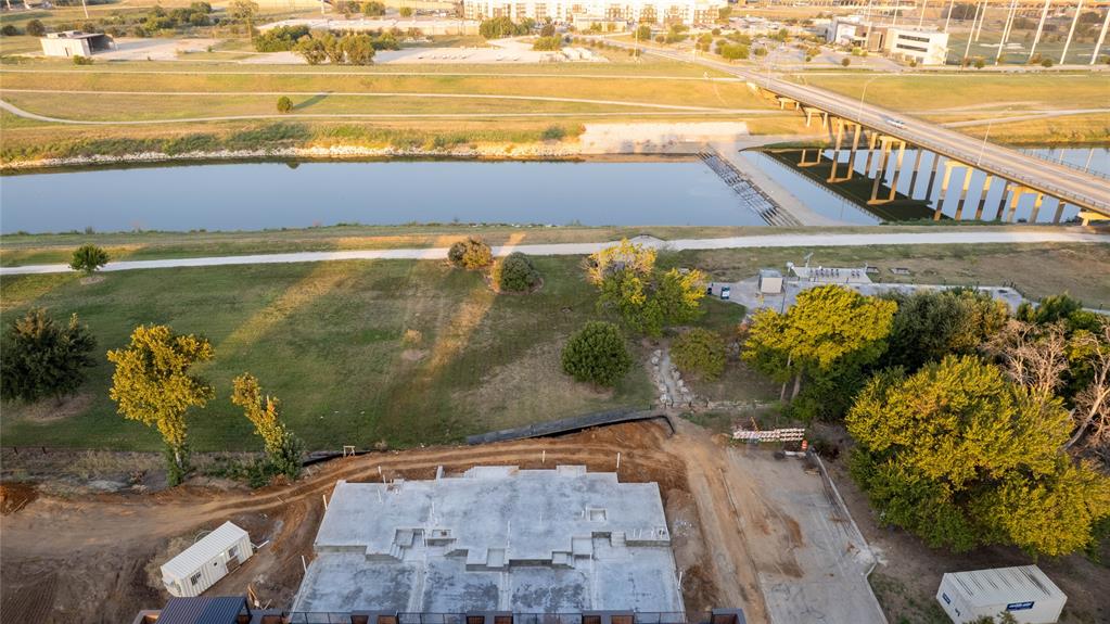 404 Vista Buena Trail